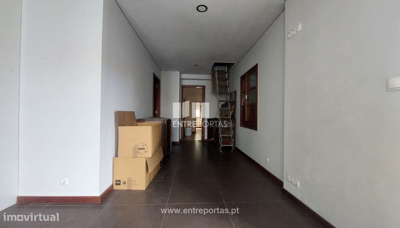 Venda de moradia V3 em pedra de 2 pisos, Darque, Viana do Castelo - Grande imagem: 4/27