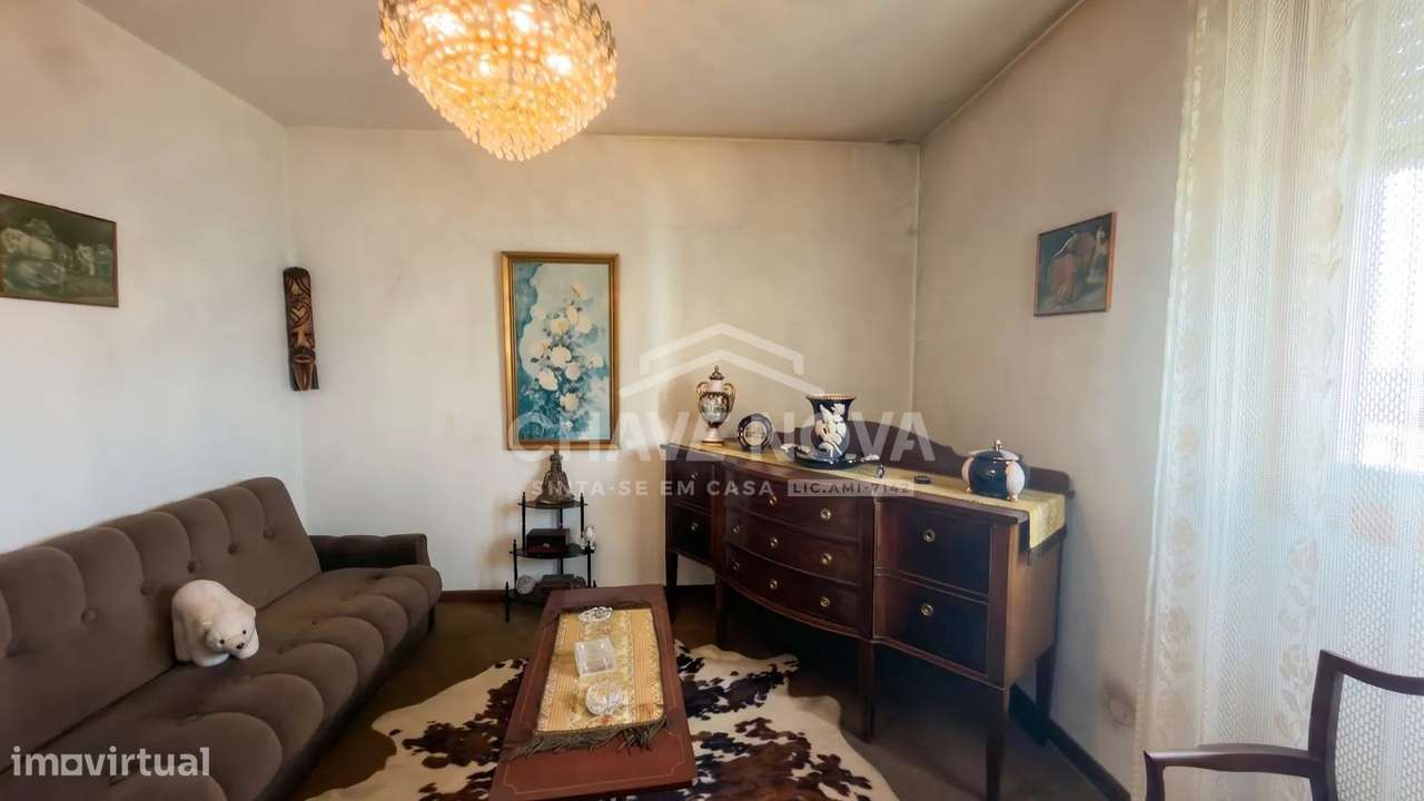 Apartamento t2 à venda na Rua Santa Luzia-24