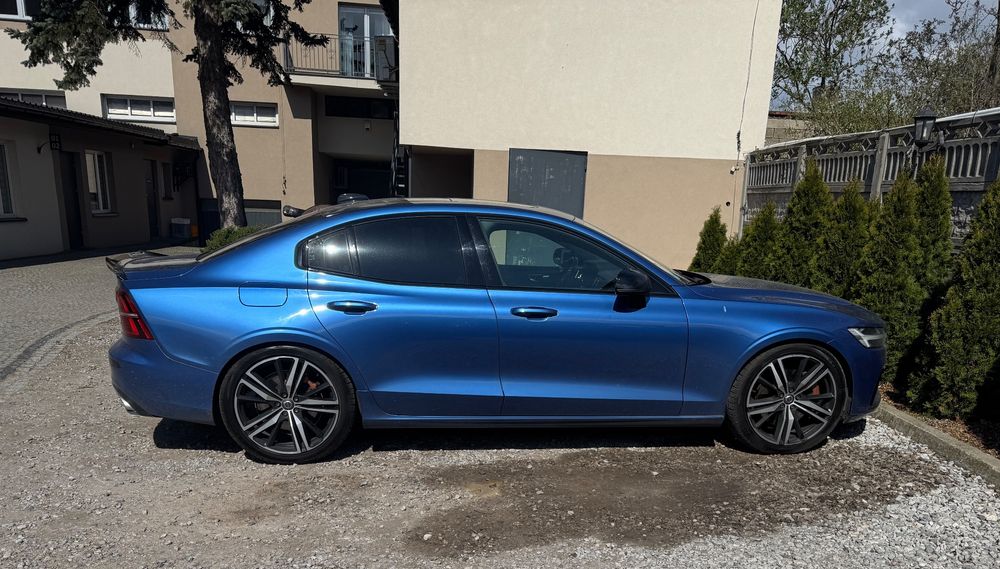 Volvo S60 III T5 AWD R-Design 2019