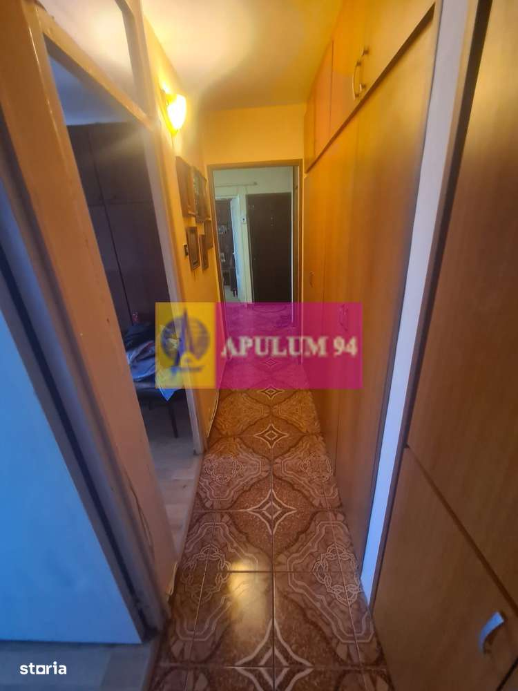 Apartament cu 3 camere de vanzare in Campina - Zona Centrala - Imagine principală: 5/15