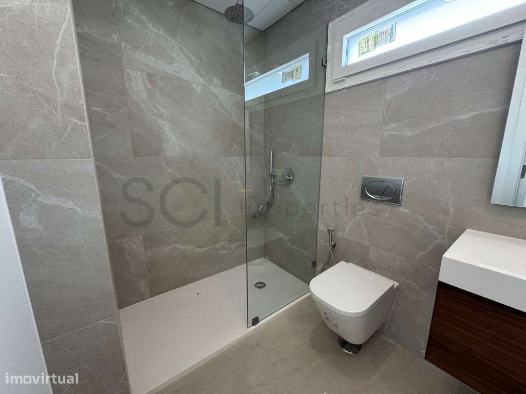 Apartamento T2 Quinta Santa Teresa Parqueamento Arrecadação-17