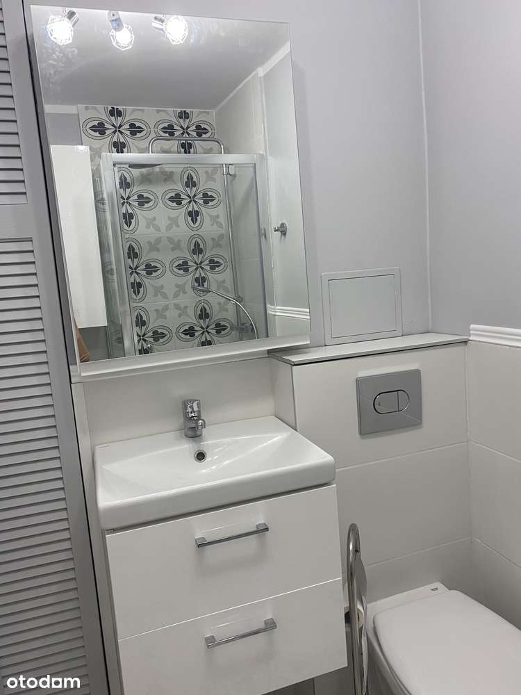 Komfortowa kawalerka przy ul. Powstańców Śląskich - Pełny obrazek: 4/5