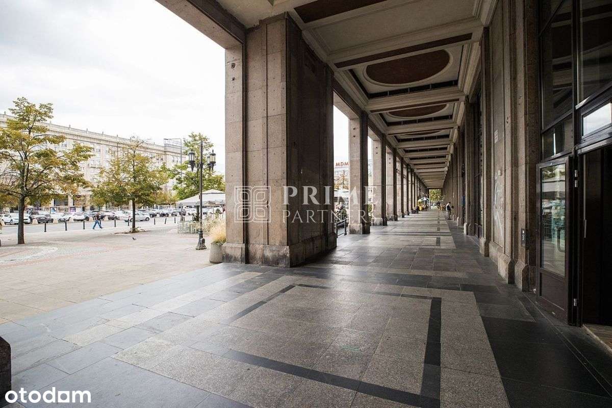 Mieszkanie z potencjałem w samym Centrum-17