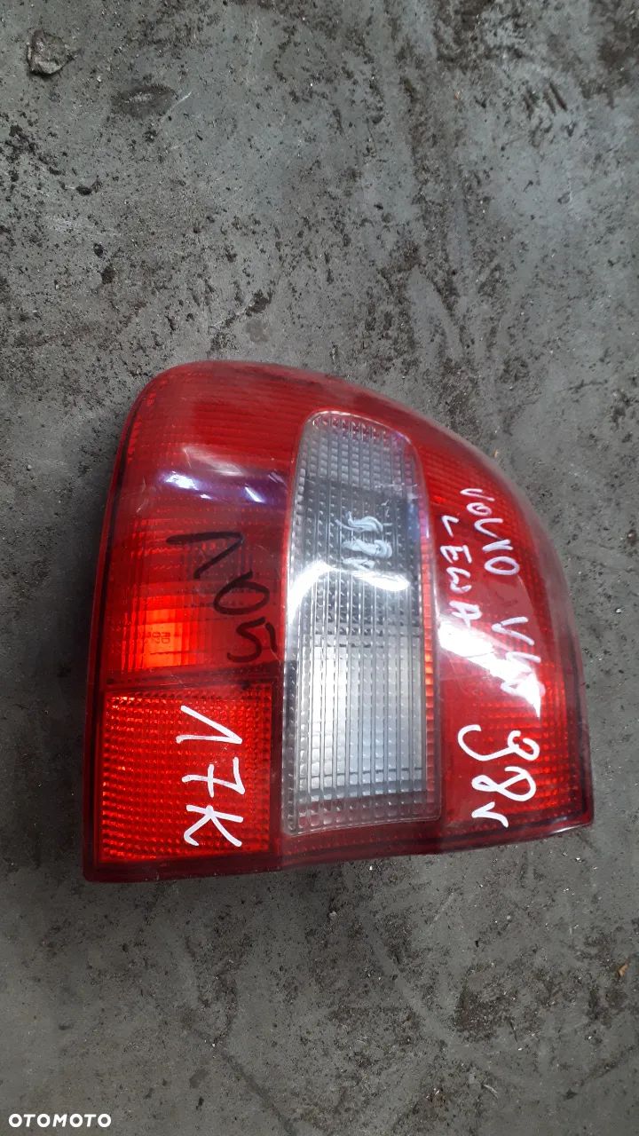 Lampa tylna lewa Volvo V40 lift 1999-2002r. Wysyłka !! - 1