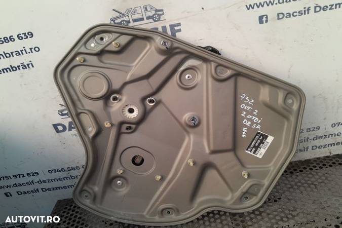 Macara geam spate dreapta electrica 1Z0839656C Skoda Octavia 2  [din - 2