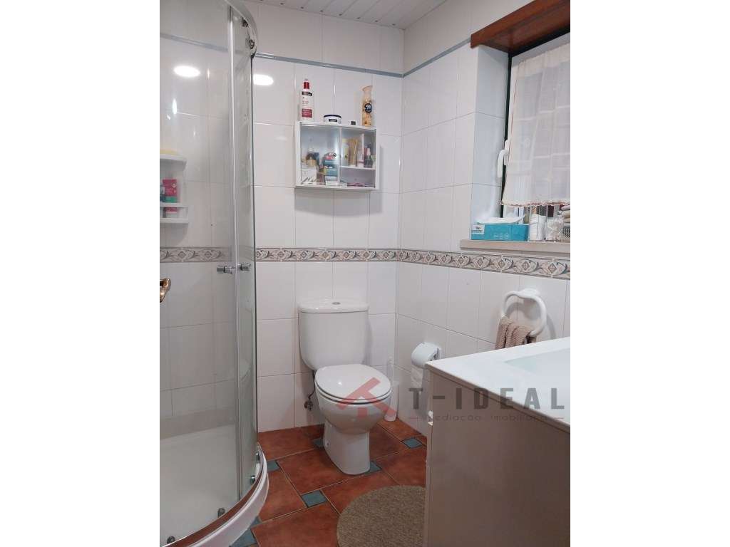 Moradia T3+1 próxima das praias-8