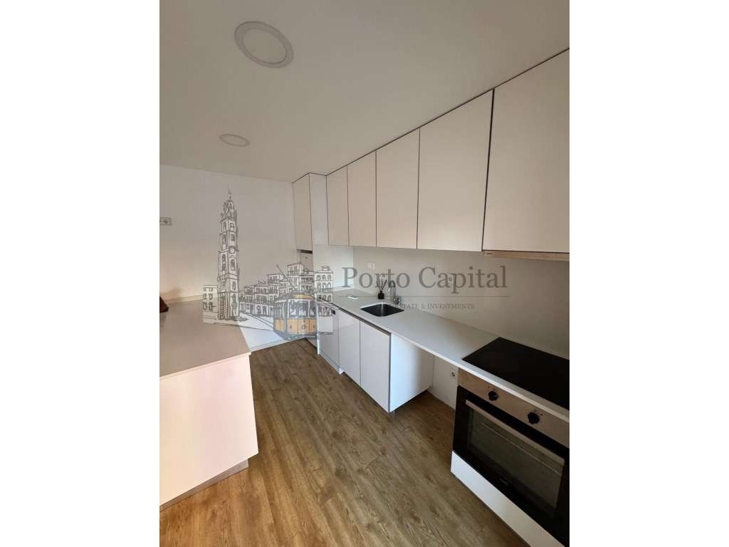 Apartamento T2 com Excelente Exposição Solar - Grande imagem: 2/25