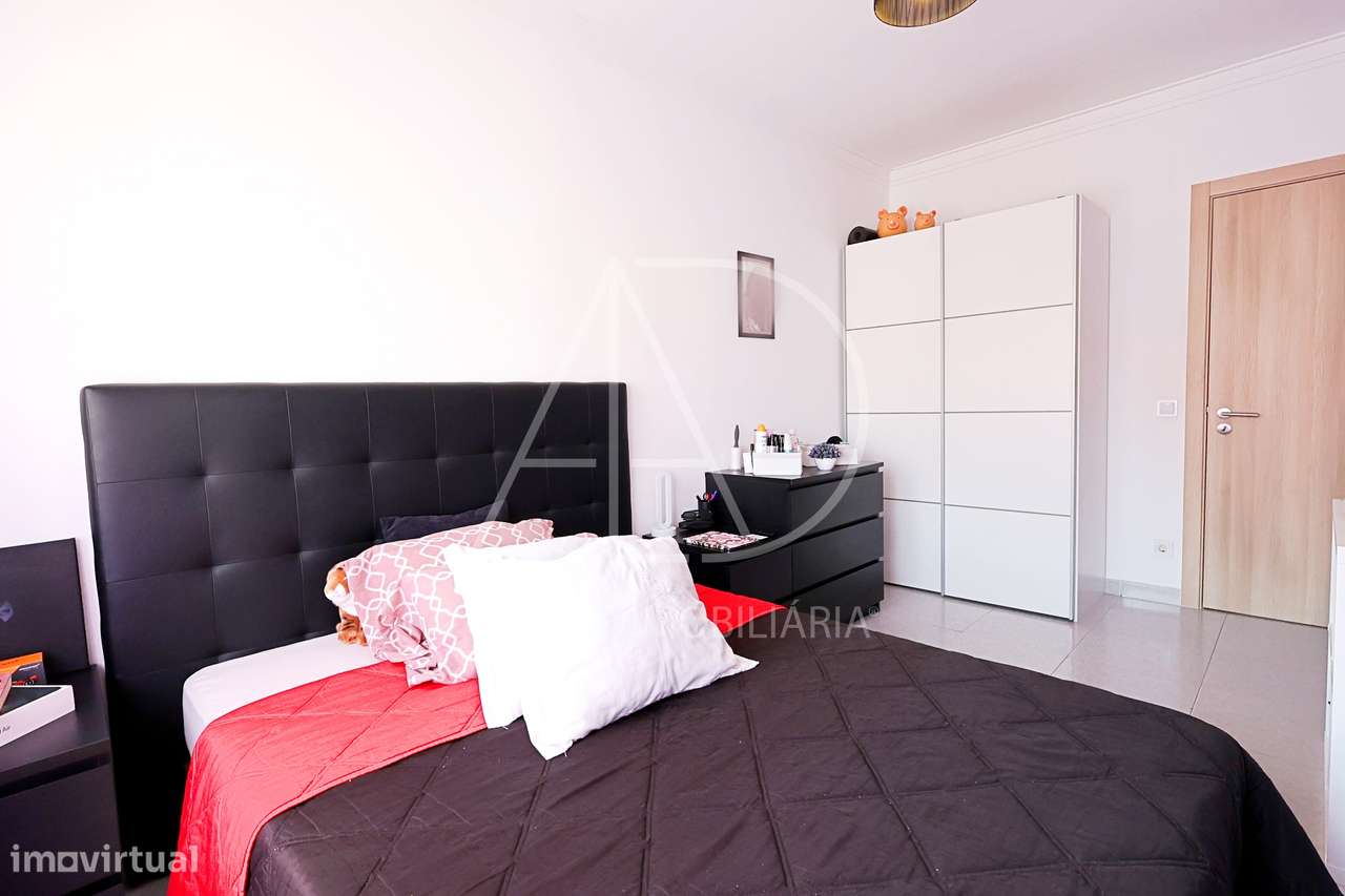 APARTAMENTO T2 REMODELADO-4