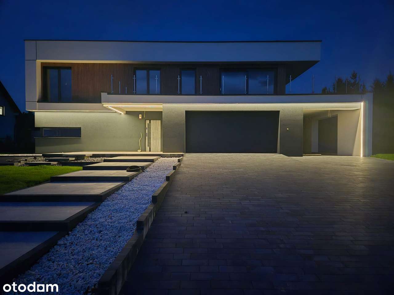 NOWY!! Dom z widokiem, basen, ogród,fotowoltaika, 2xpompa ciepła-0