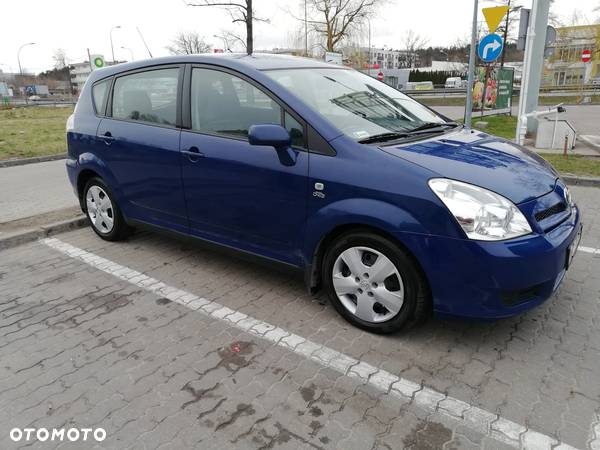 Toyota Corolla Verso 2.0 D-4D Terra - 3