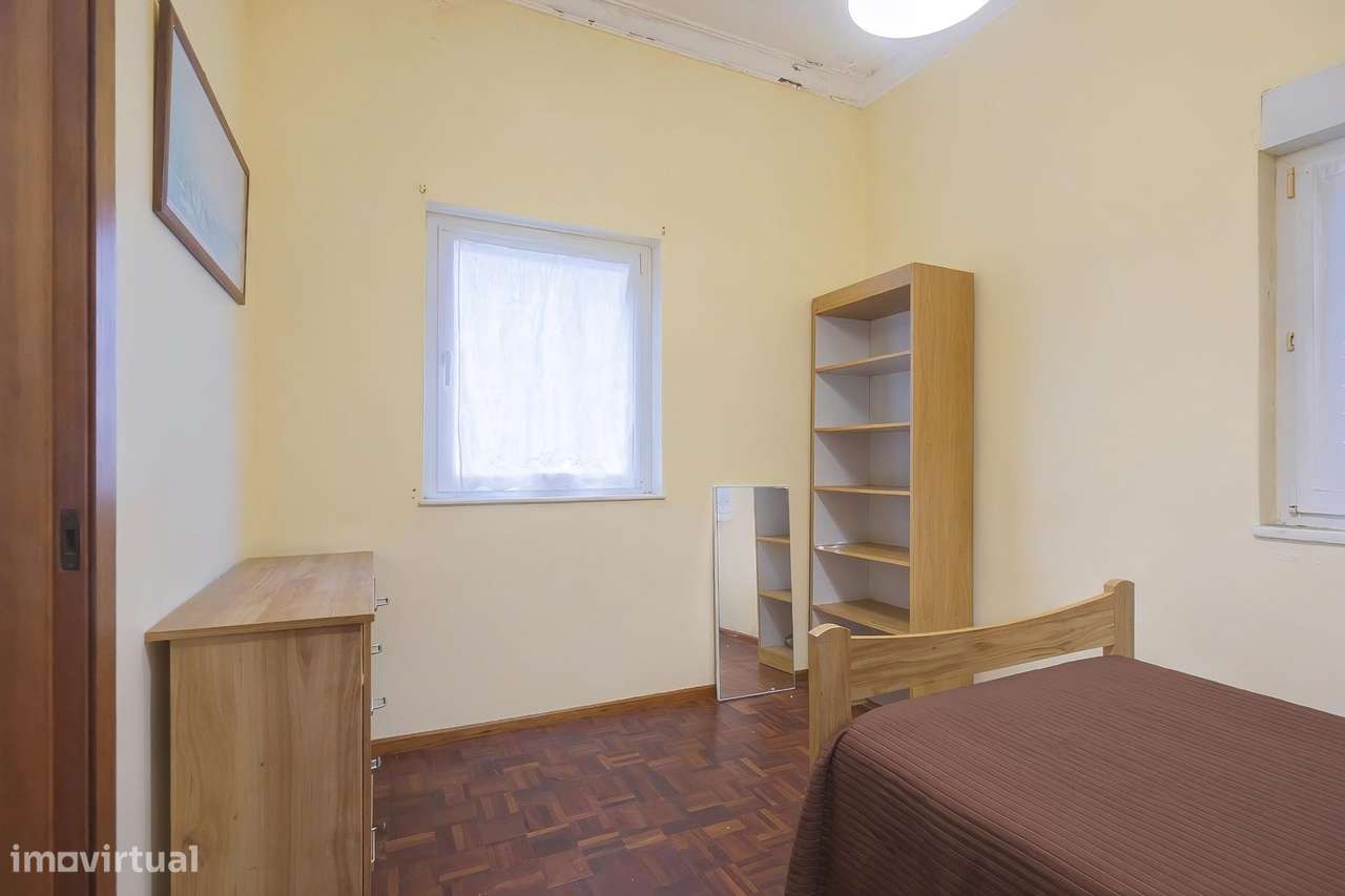 Moradia T8 na Póvoa do Varzim | Oportunidade de Investimento com...-4