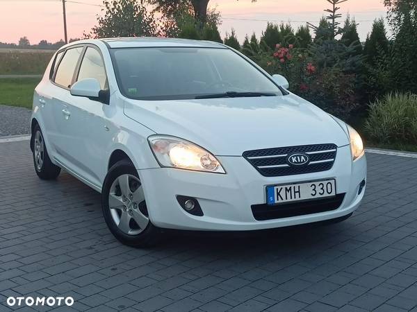 Kia Ceed Cee'd 1.4 L - 1