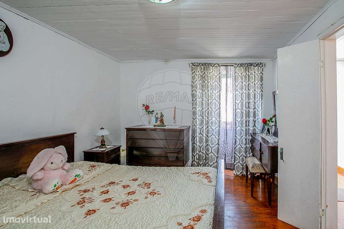 Moradia T2 para venda-12