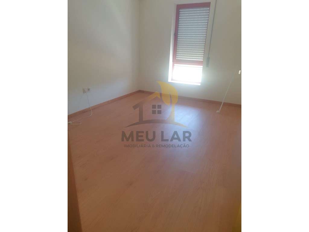 Apartamento T4 São João da Madeira-8