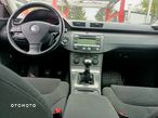 Volkswagen Passat 1.9 TDI Comfortline - 6