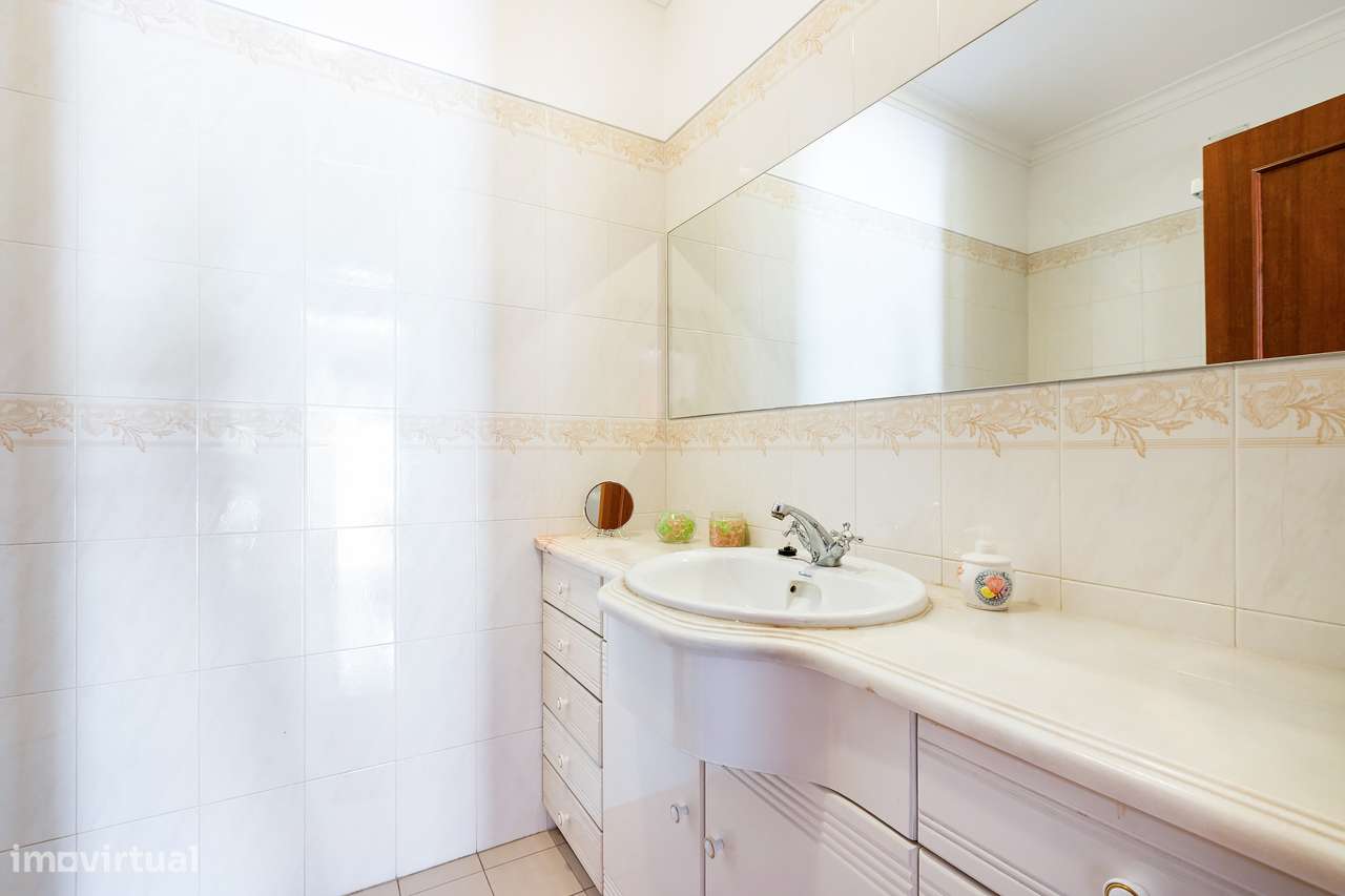 Apartamento T3 em Alverca-15