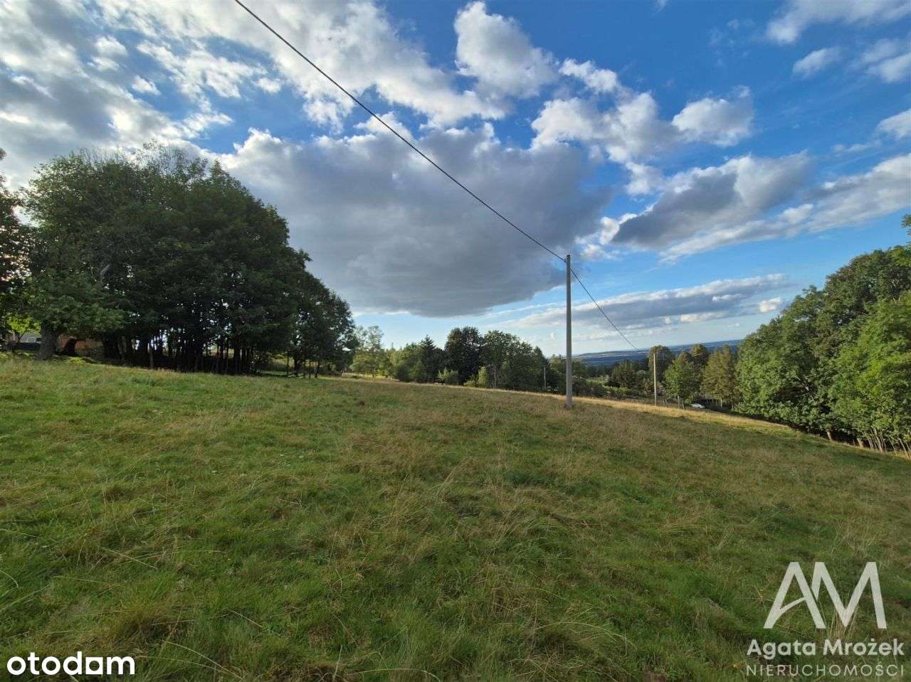 Z przepięknym krajobrazem w malowniczej okolicy - Pełny obrazek: 4/5