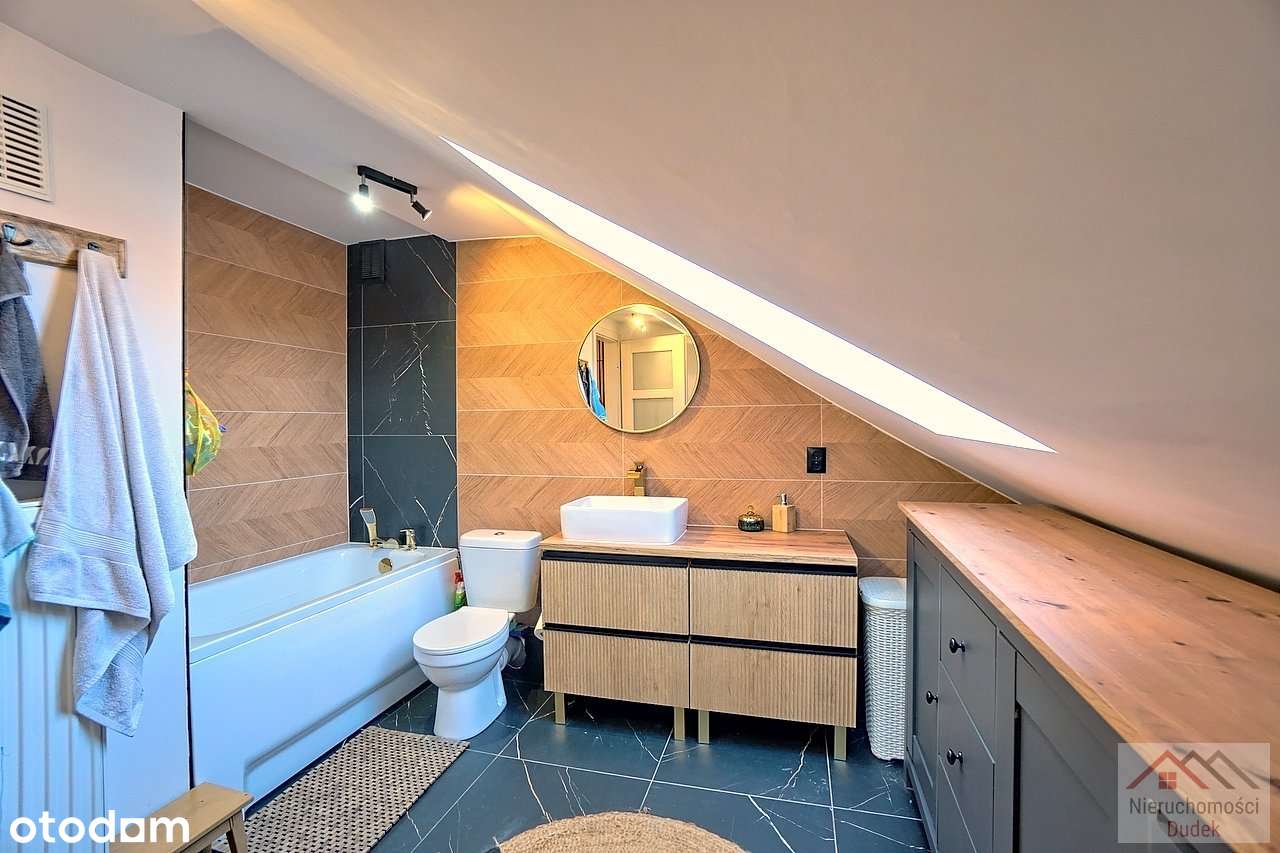 Pół domu po kapitalnym remoncie, wyposażone-6