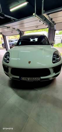 Porsche Macan S - 1