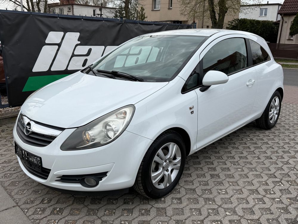 Opel Corsa D 1.2 16V Cosmo 2010