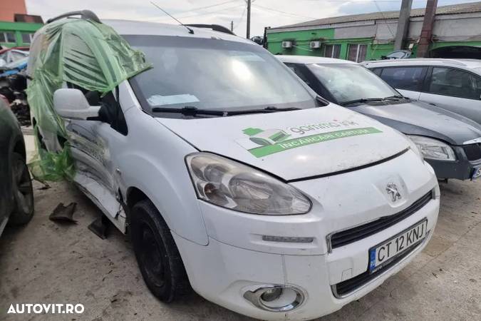 macara geam stanga dreapta motoras stergatoare Peugeot Partner 2 facelift motor 1.6hdi  9HP dezmembrari - 2