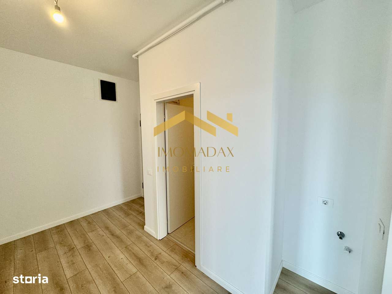 Torontalului-2 Camere-Loc de parcare - Imagine principală: 5/10