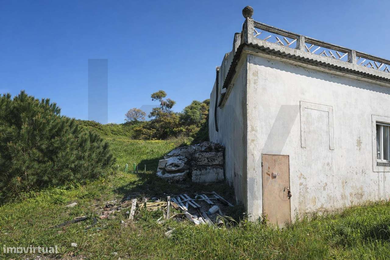 Prédio para Recuperação com Elevado Potencial de Investimento na Lagoa - Grande imagem: 3/16