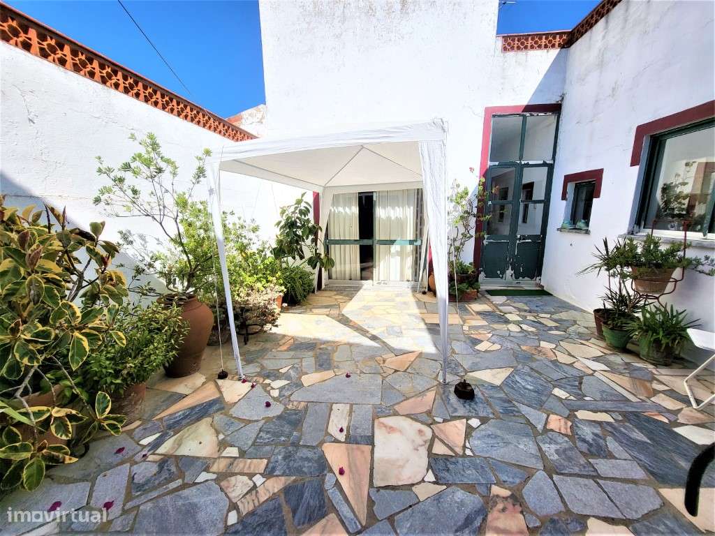 Moradia T8 , com uma área 465 m2, muito perto de Beja - Grande imagem: 2/37