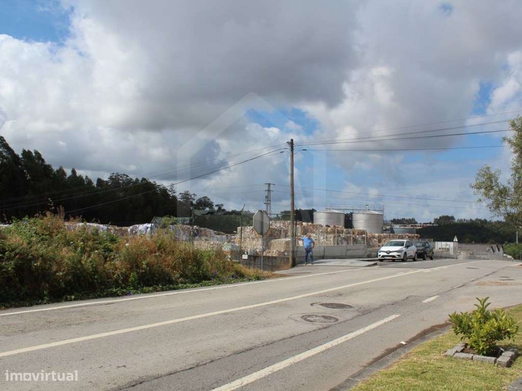 Terreno com 6.579 m2 em São Paio de Oleiros - Grande imagem: 5/10
