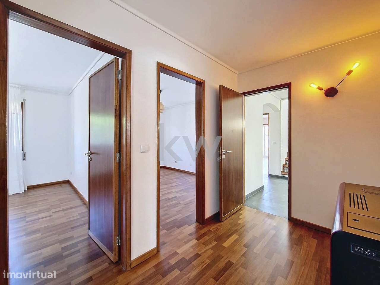 Moradia com 6 quartos, piscina aquecida, anexo e terreno com 2500m2 em-24