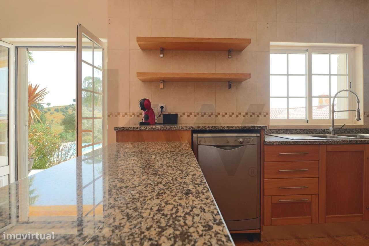 Moradia de Luxo com Piscina e Vistas Panorâmicas | Moçarria, Santarém-8