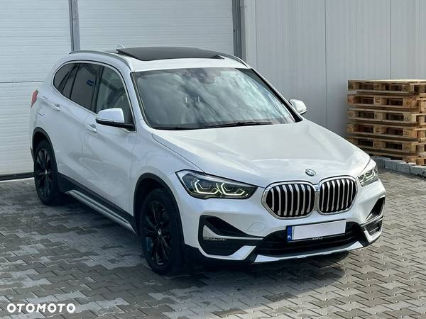 BMW X1 xDrive20d xLine sport - 22