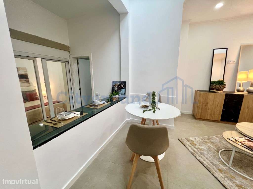 Apartamento T3 luminoso e a estrear a poucos minutos da Graça - Grande imagem: 5/23
