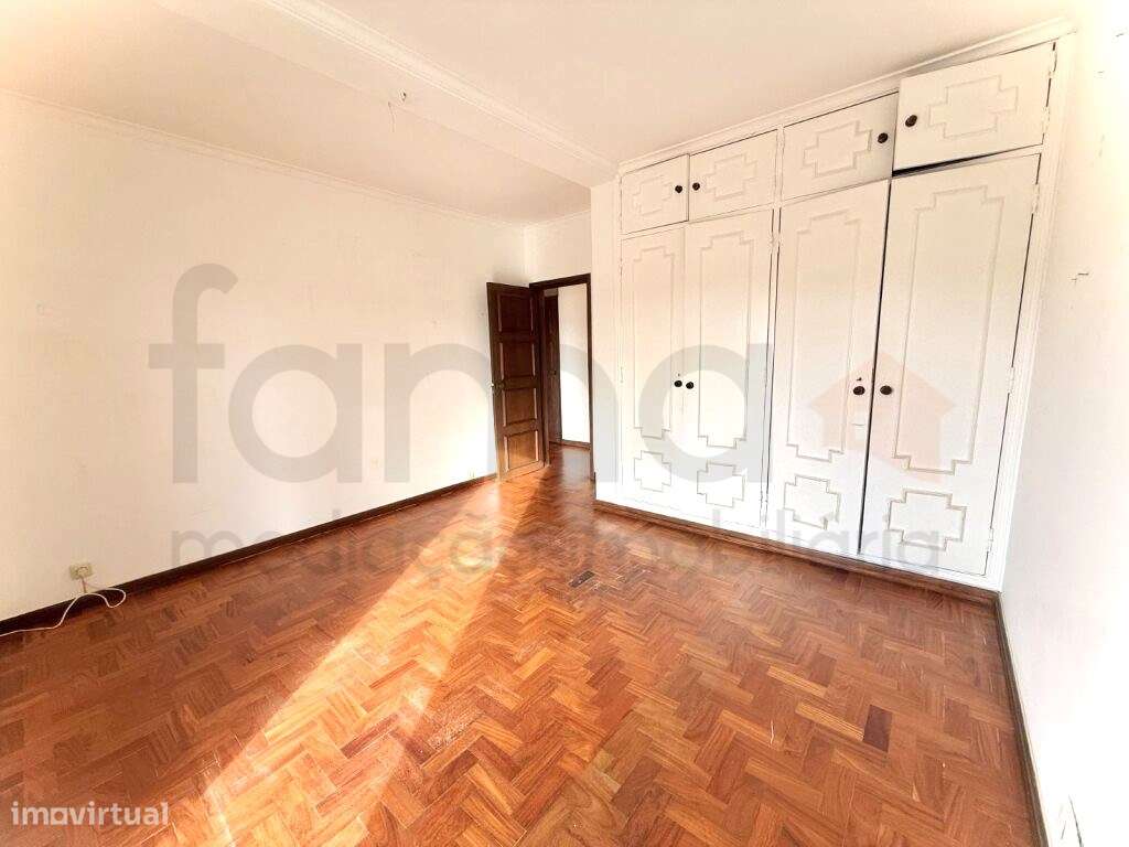 APARTAMENTO T4 EM OEIRAS-42