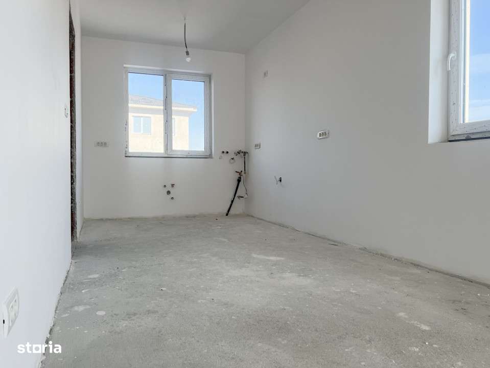 Duplex, 115mp utili, 310mp teren, 4 camere, Curent trifazic-Sacalaz - Imagine principală: 5/17
