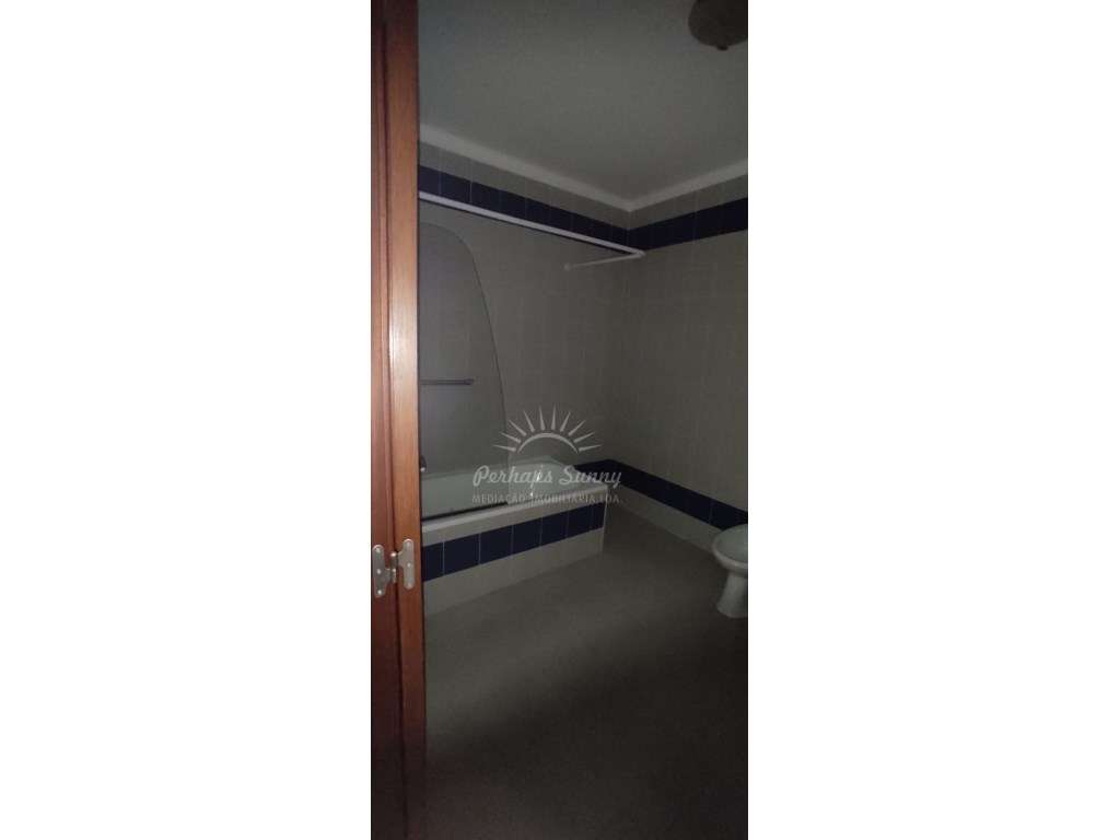 Apartamento T3 Centro da Vila de Grândola-12