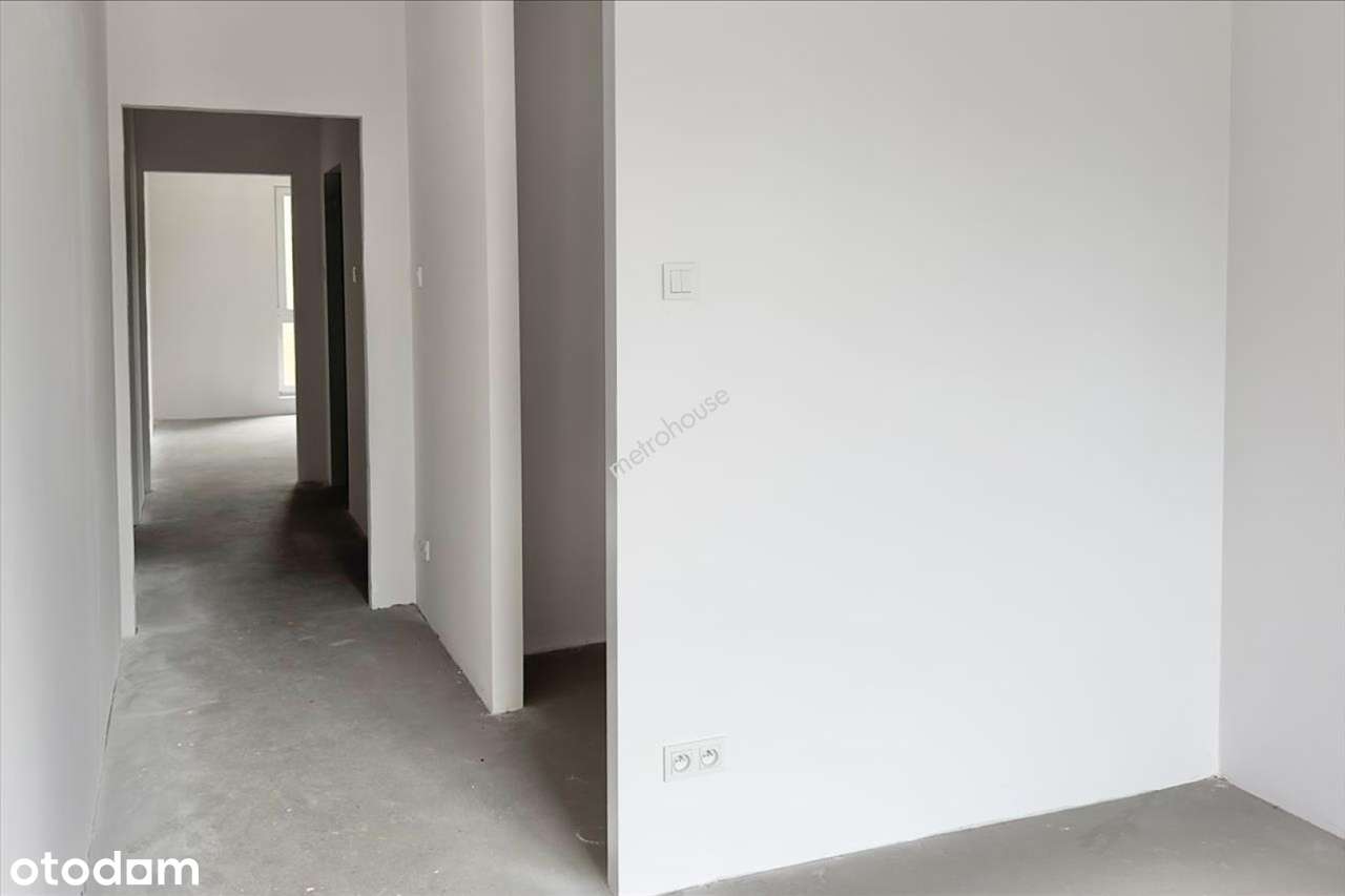 4 pokoje w Aroma Park, cisza zieleń, garaż z ładowarkami do EV komórka-4