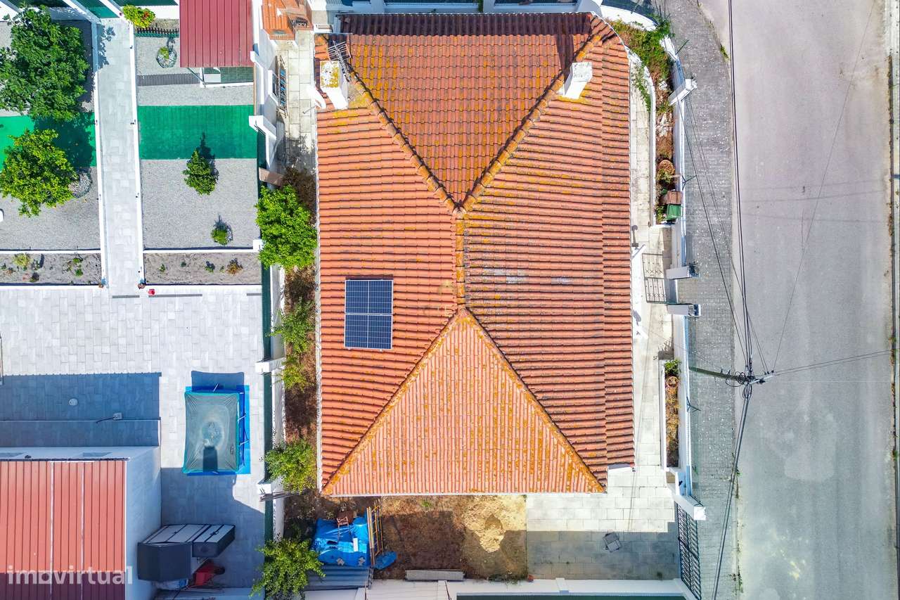 Fantástica Moradia T3 Isolada 3 pisos - Pinhal do General - Grande imagem: 3/42