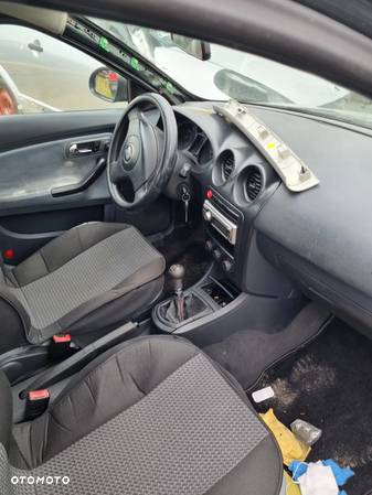 Seat Ibiza III 6L 1.2 12v na czesci - 4