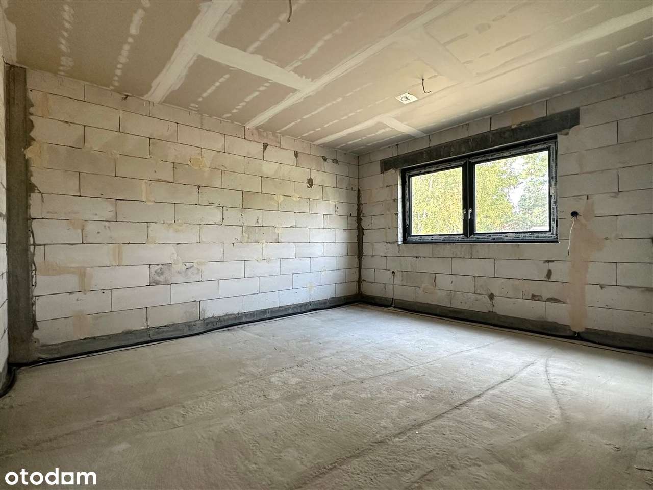 DOM Wolnostojący W Cudownej Lokalizacji!-15