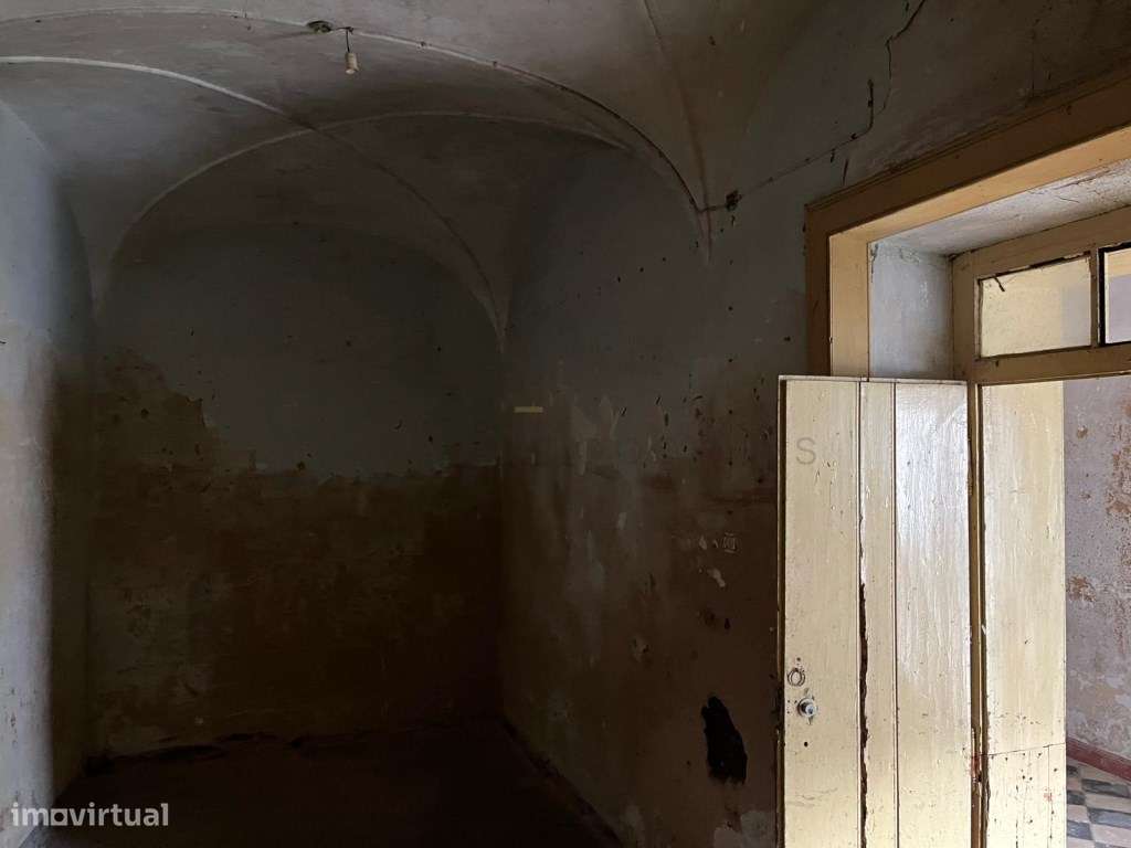 Palacete no Centro Histórico de Serpa com mais de 500 m2-4