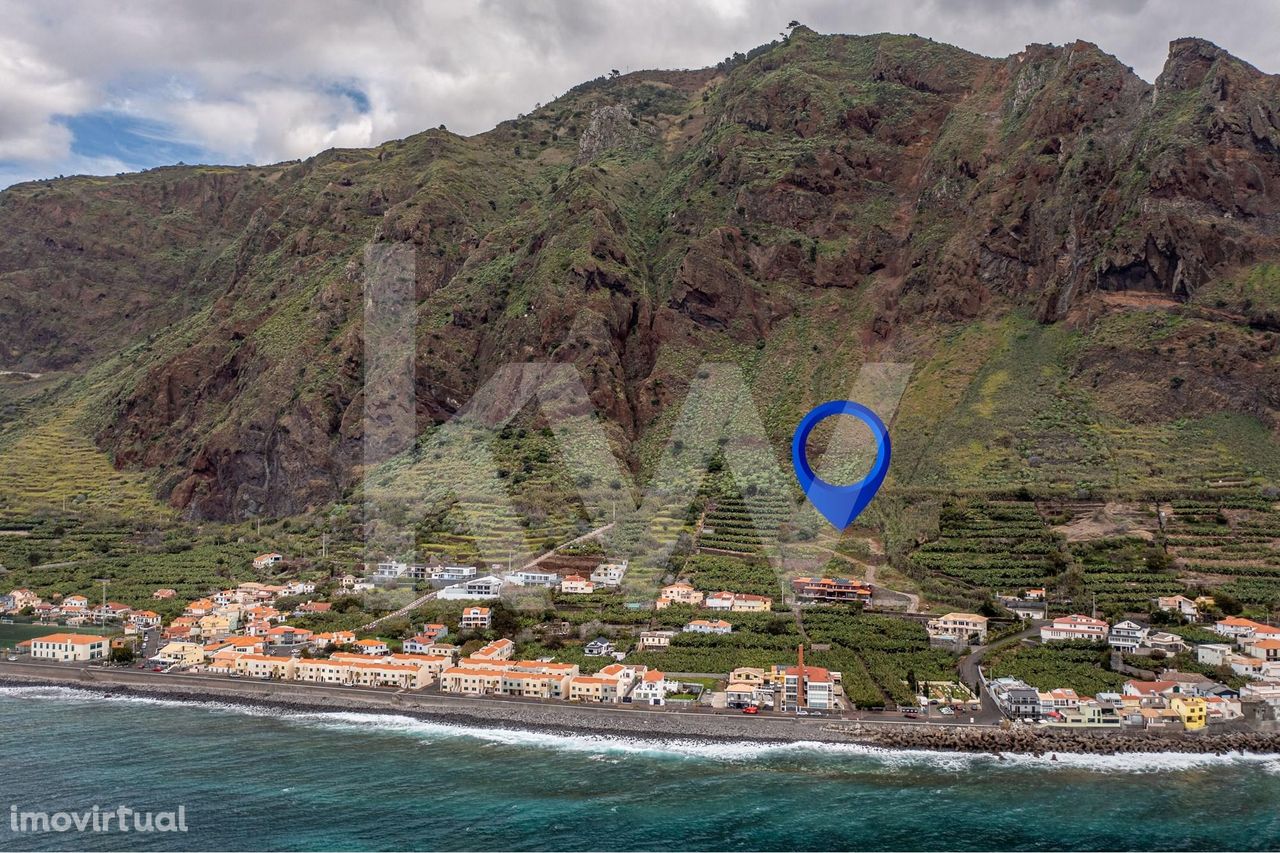 Terreno de 4523 m2 - Paúl do Mar - Calheta - Oportunidade de Investime