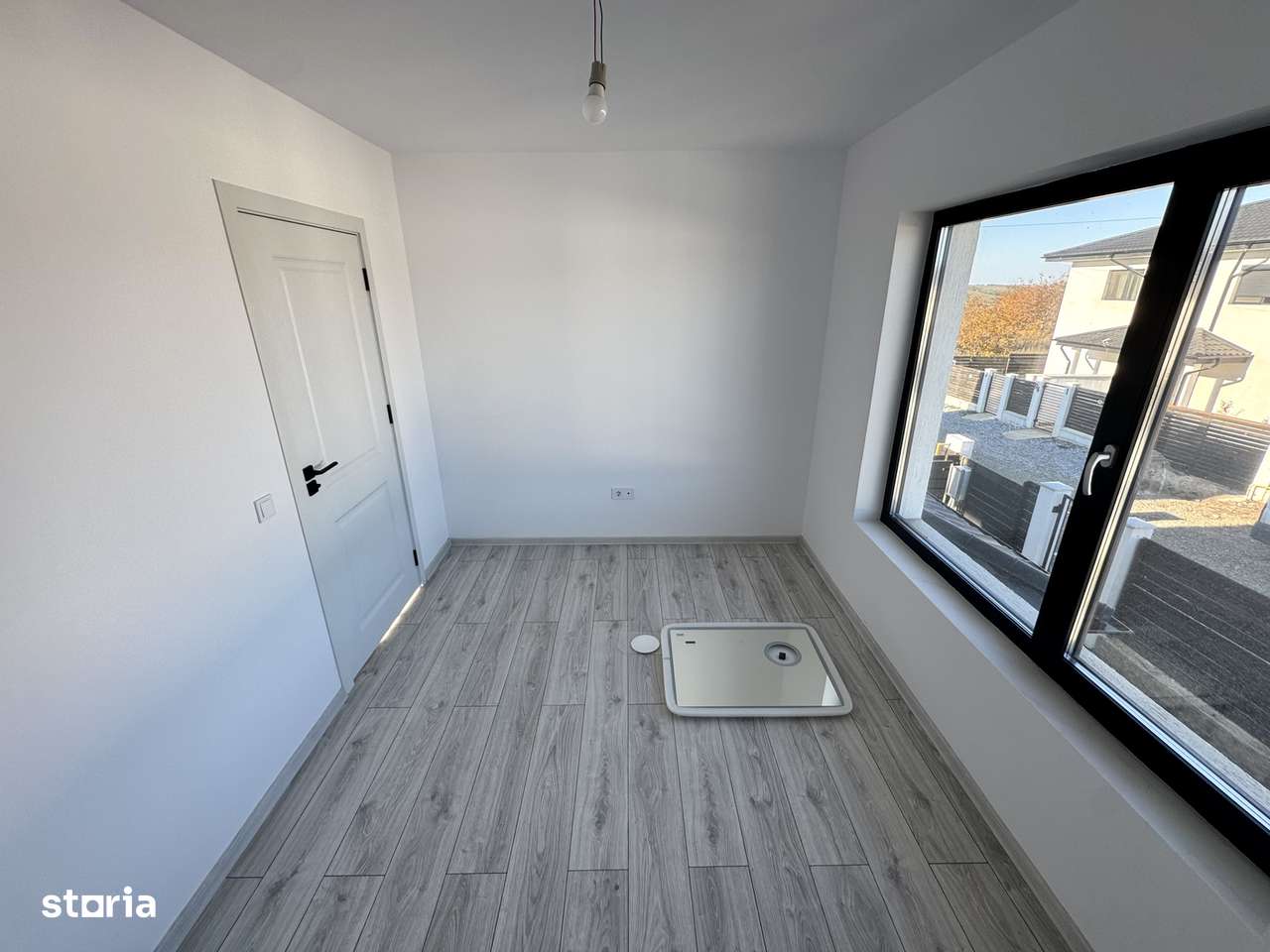 MAGAZIE! 120 mp! Incalz in pard!Vila 4 camere, Valea Ursului-Vorovesti - Imagine principală: 5/7