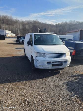 Cutie viteze Volkswagen Transporter T 5 1.9 TDI 5 trepte - 2