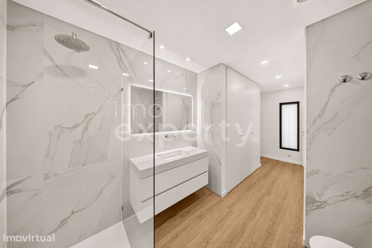 Moradia T5 de Luxo com piscina na Mealhada, Loures-25