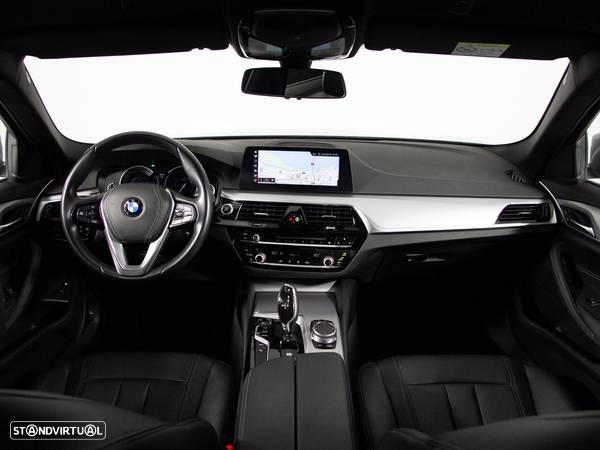 BMW 530 e iPerformance Line Luxury - 10