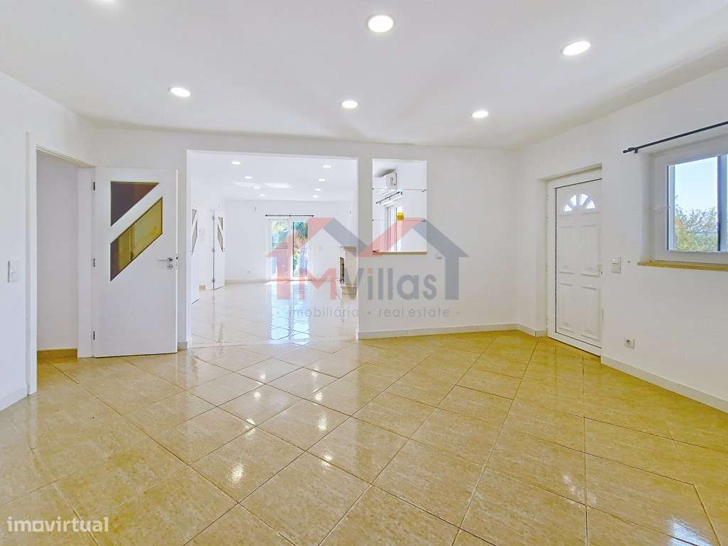 Moradia V3 com anexo T2 - Alcantarilha - Grande imagem: 4/46