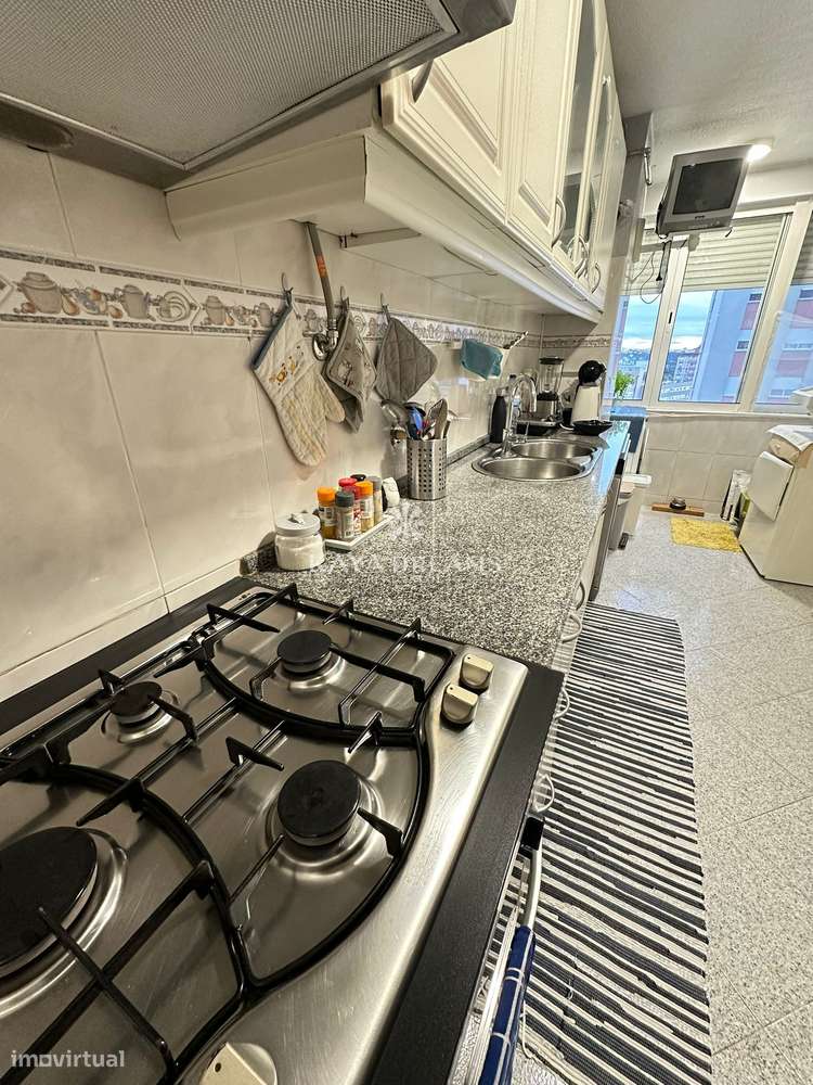 Excelente T3 Renovado em Santo António dos Cavaleiros, Loures - Grande imagem: 5/17