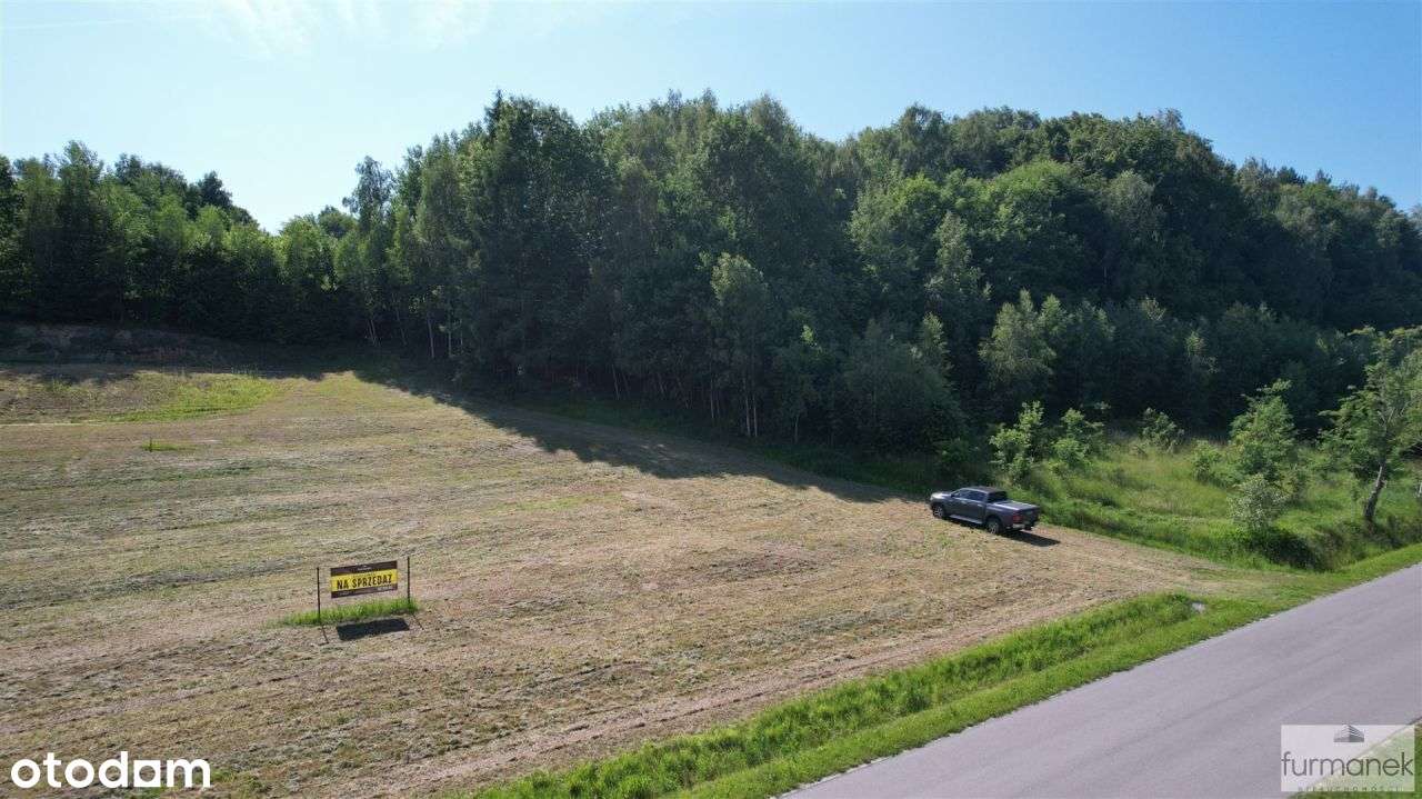 Widokowa działka budowlana 0,42 ha z własnym lasem