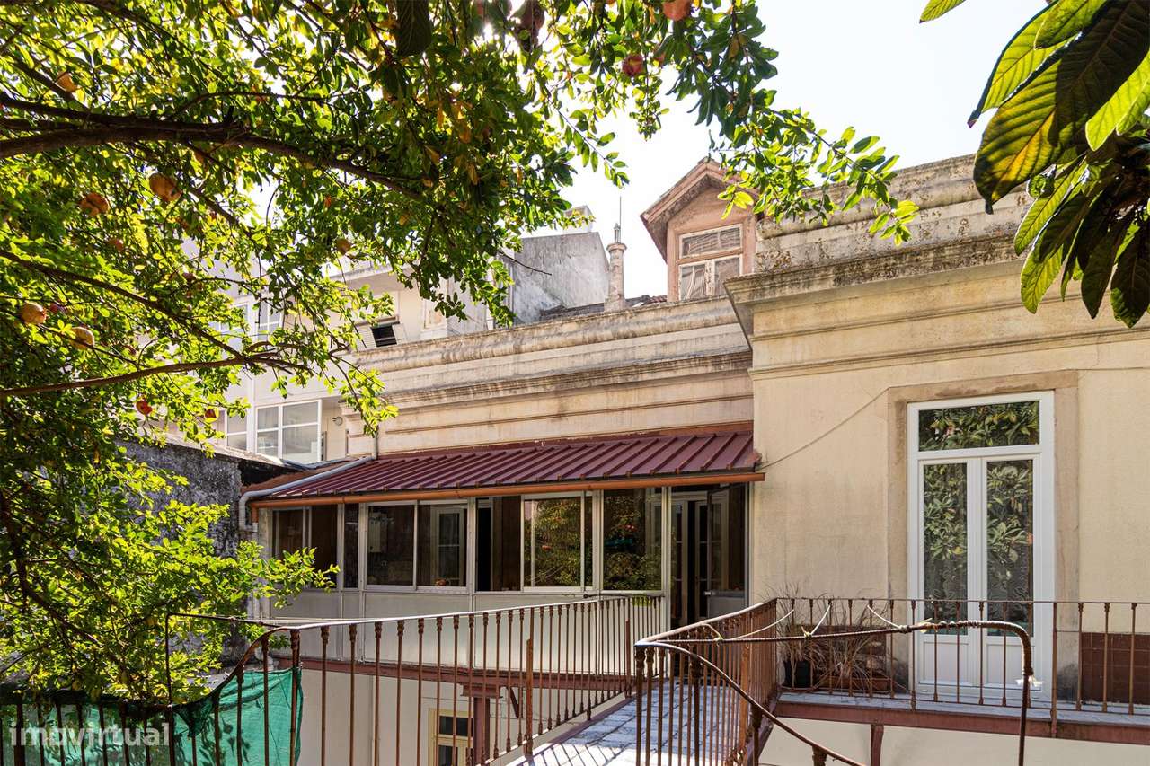 Prédio com PIP Aprovado em Localização Prime de Lisboa - Grande imagem: 4/25